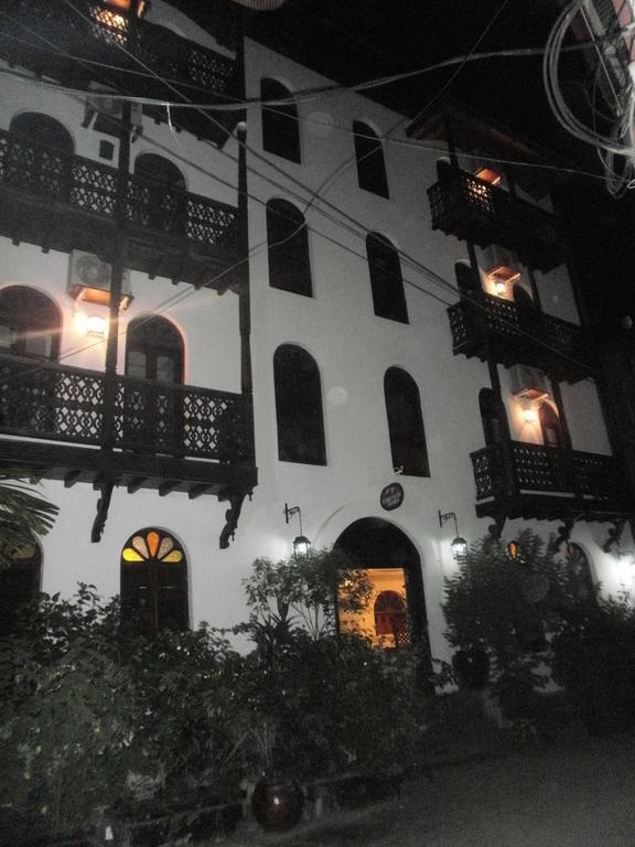 Asmini Palace Hotel Занзибар Экстерьер фото
