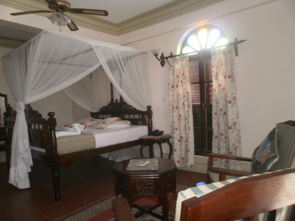 Asmini Palace Hotel Занзибар Экстерьер фото