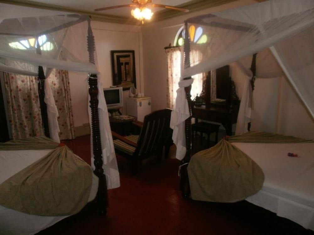 Asmini Palace Hotel Занзибар Экстерьер фото